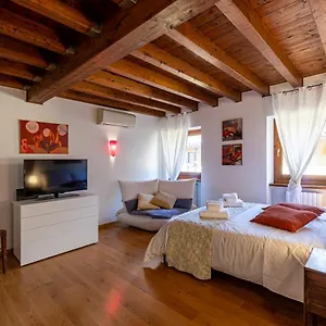 casa-agli-archi.hotelinveneto.com/